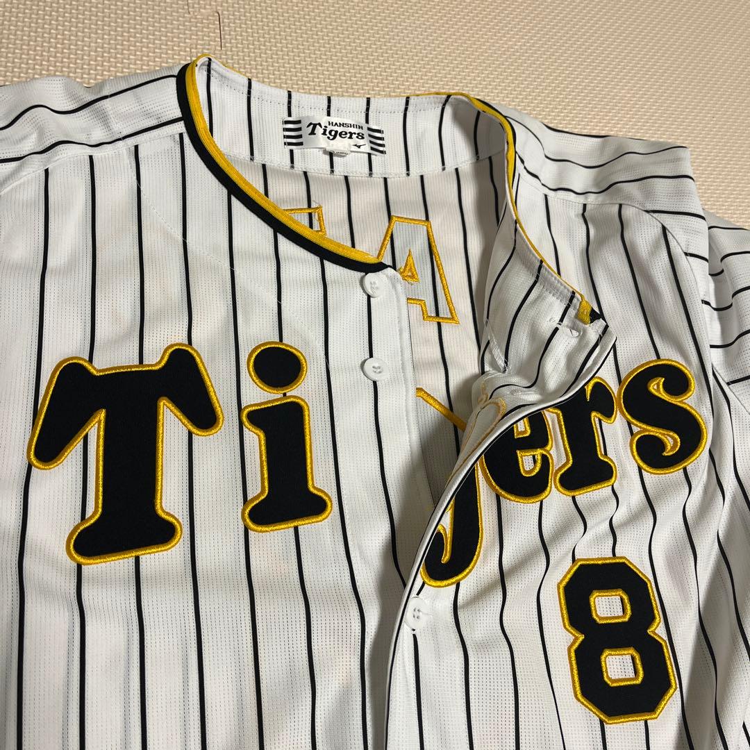 HANSIN Tigers ユニフォーム SATO 8