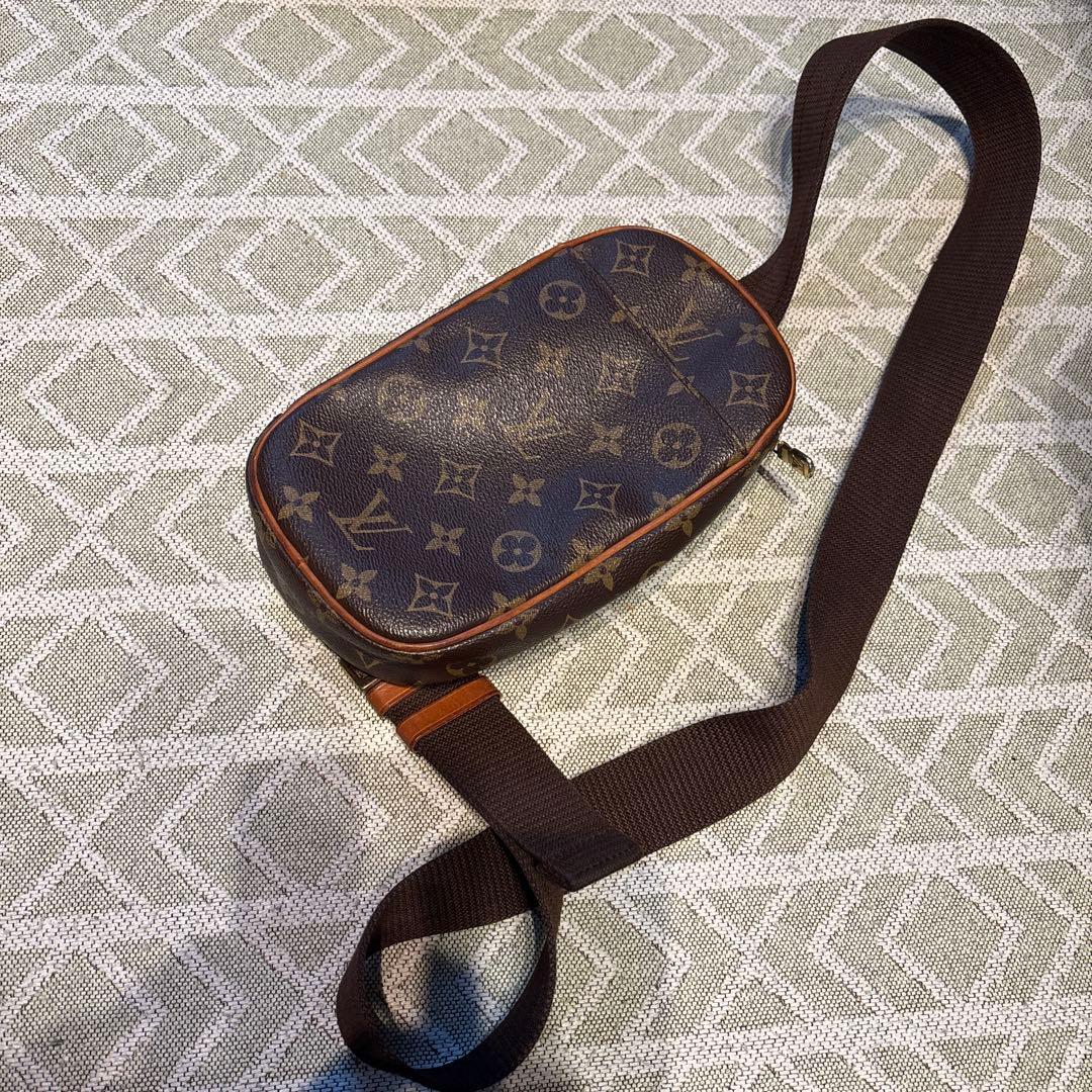 M*n様 LOUIS VUITTON ルイヴィトン　ショルダーバッグ