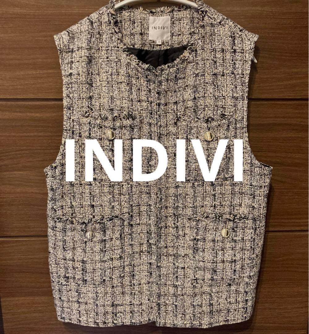 【美品】INDIVI ミックス ツイードジレ 大きいサイズ 13号 金ボタン