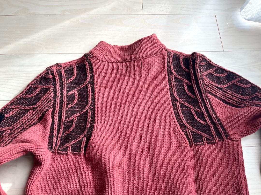 美品　Stone  ケーブル ニットセーター　L