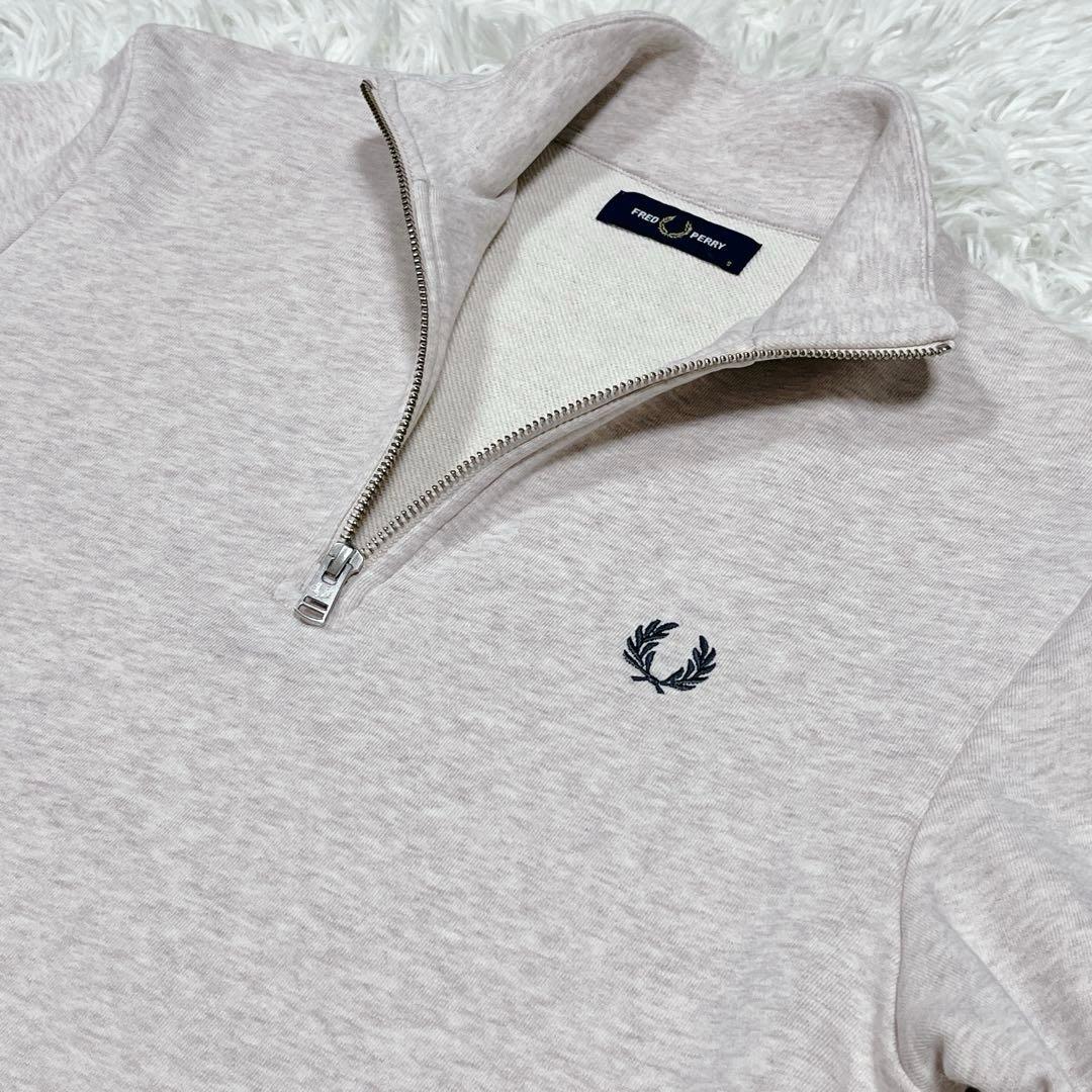 フレッドペリー ハーフジップスウェットトレーナー M3574 ベージュ Sサイズ
