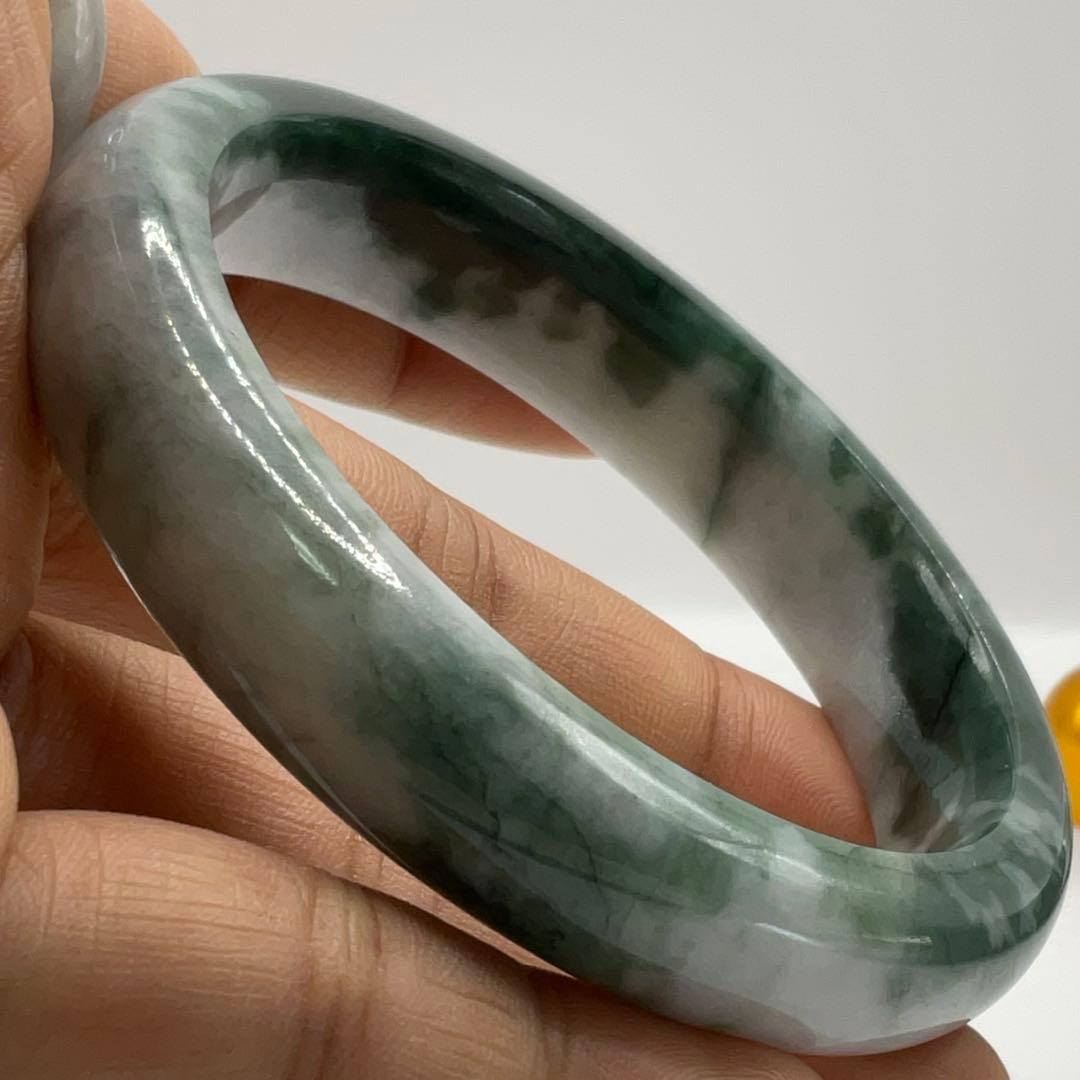 ミャンマー産 翡翠バングル 天然翡翠　57.2mm 翡翠