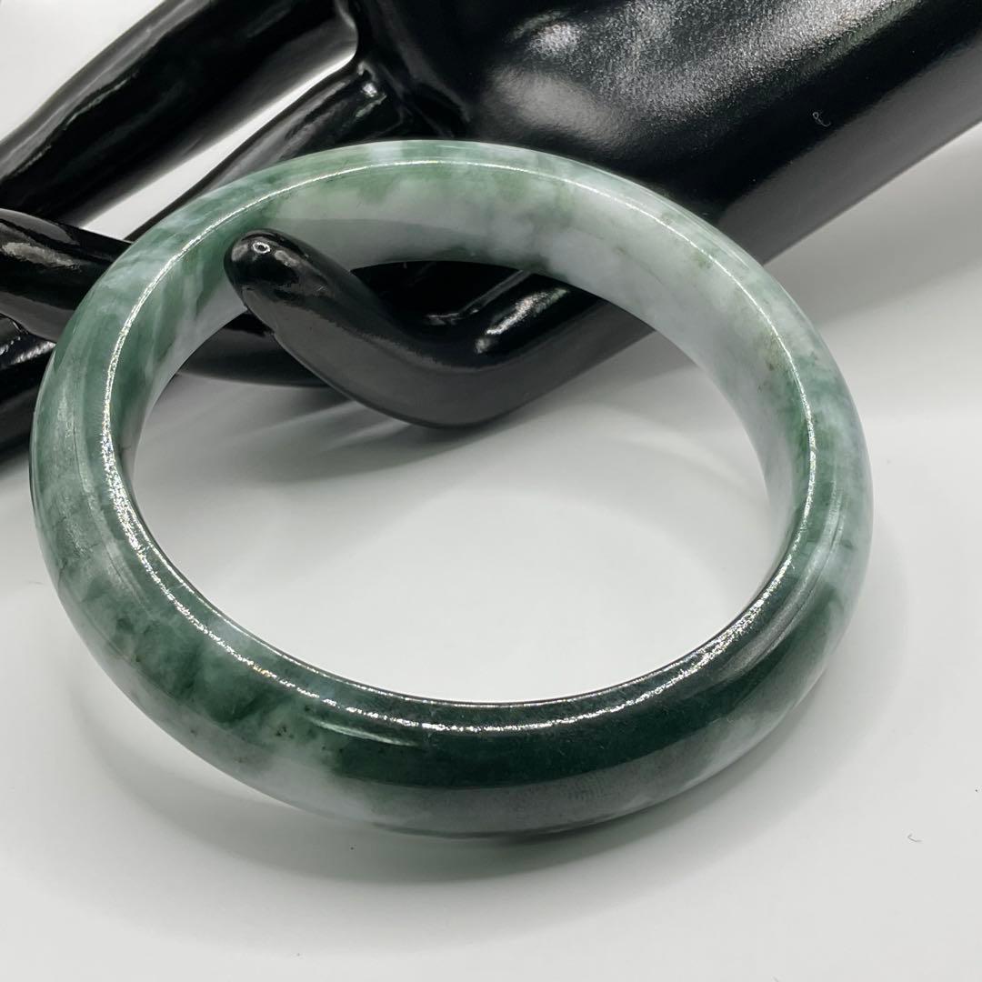 ミャンマー産 翡翠バングル 天然翡翠　57.2mm 翡翠