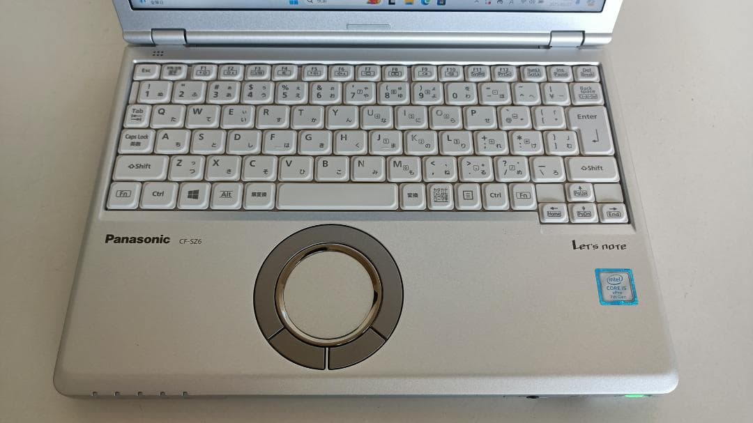 ノートパソコンpanasonic第七世代Core i5 SSD256Gメモリ8G