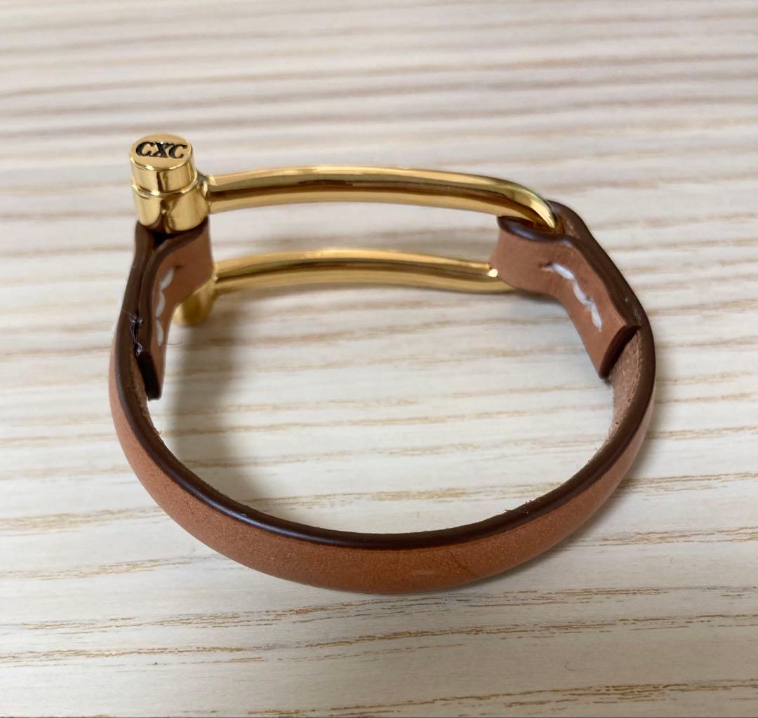 新品未使用☆ CXC シーエックスシー　レザーゴールドブレスレット