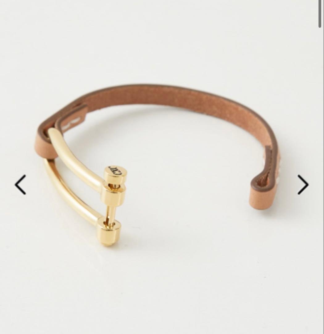 新品未使用☆ CXC シーエックスシー　レザーゴールドブレスレット