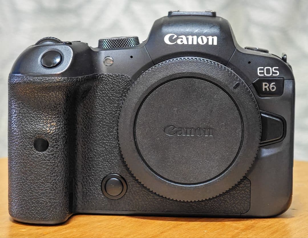 【美品・付属品あり】Canon EOS R6 ボディ 元箱あり 動作確認済