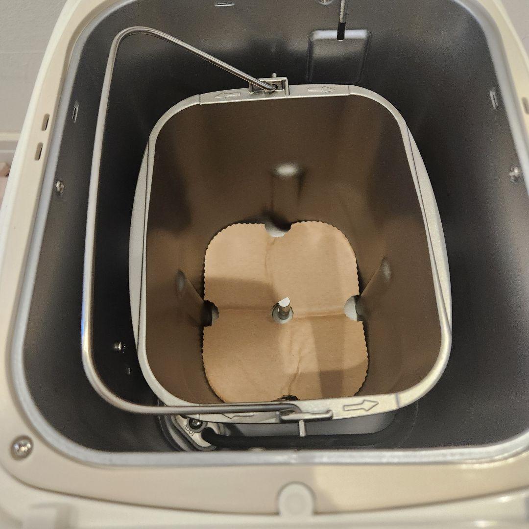 新品未使用 ZOJIRUSHI ホームベーカリー BB-KT10-WB