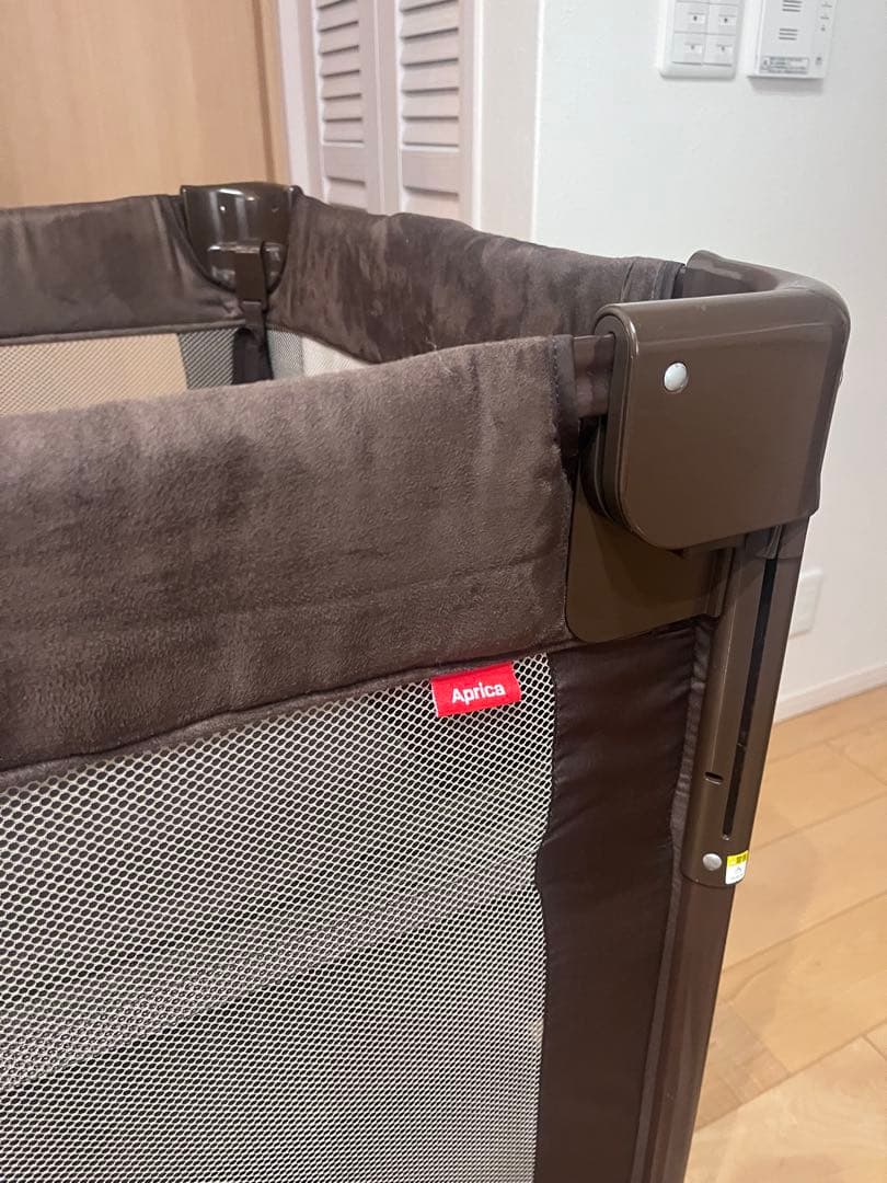 アップリカ　ココネルエアープラス　チョコレート