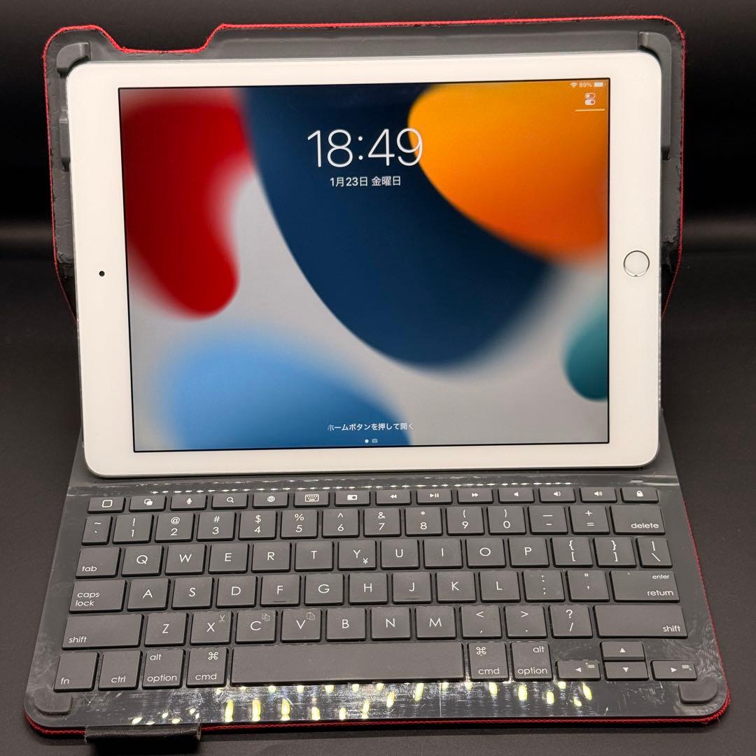 iPad Air 2 Wi-Fi 64GB シルバー & キーボード付きカバー