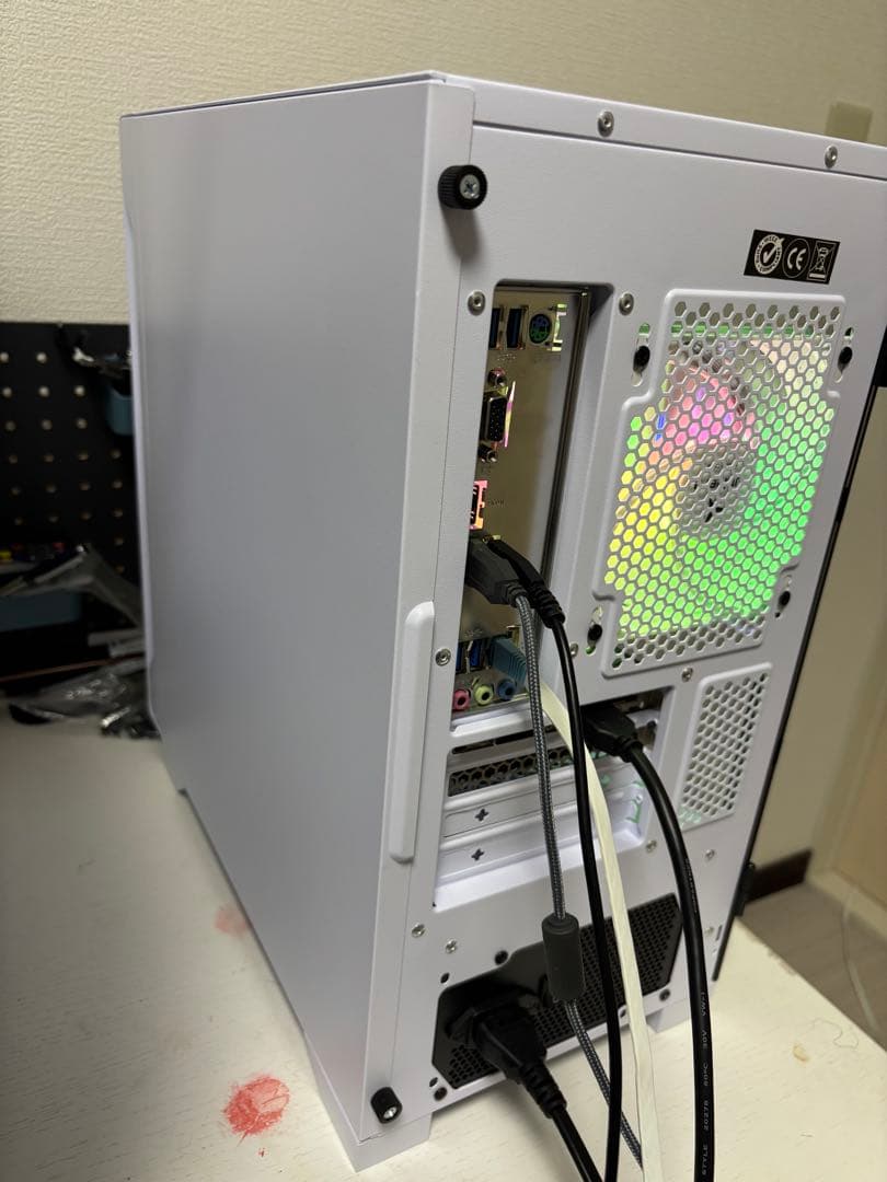 【動作保証付】Windows11正式対応　白ゲーミングPC