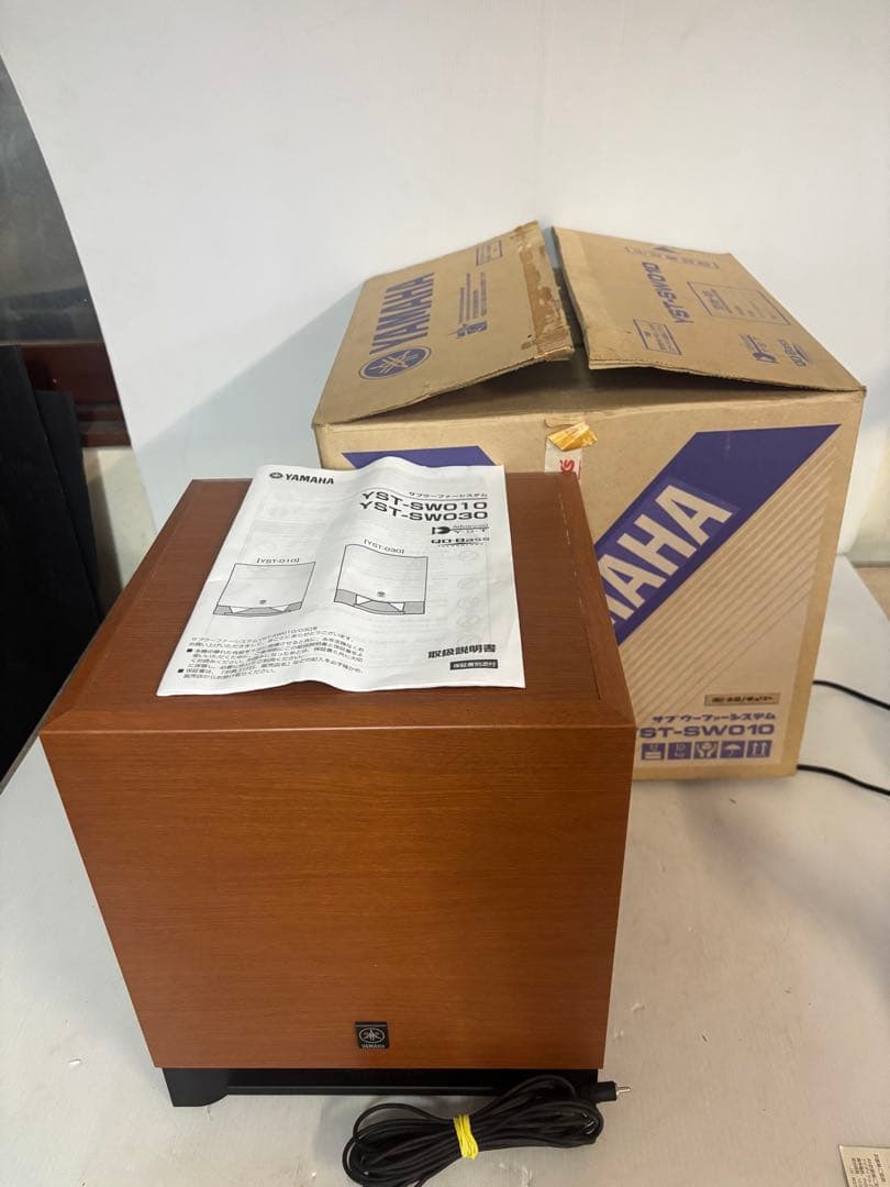 【ほぼ未使用品‼️】YAMAHA YST-SW010　ヤマハ　サブウーファー