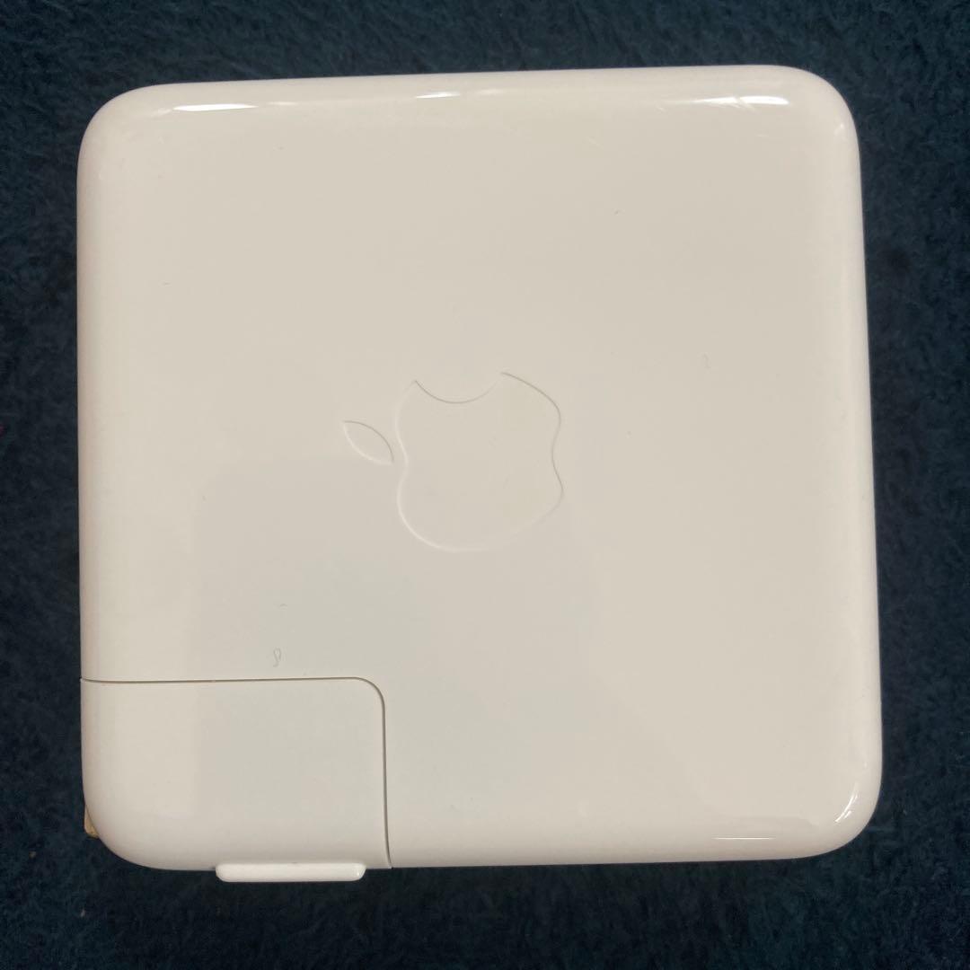 超美品　MacBook Pro 13インチM2 2022年モデル　8GB