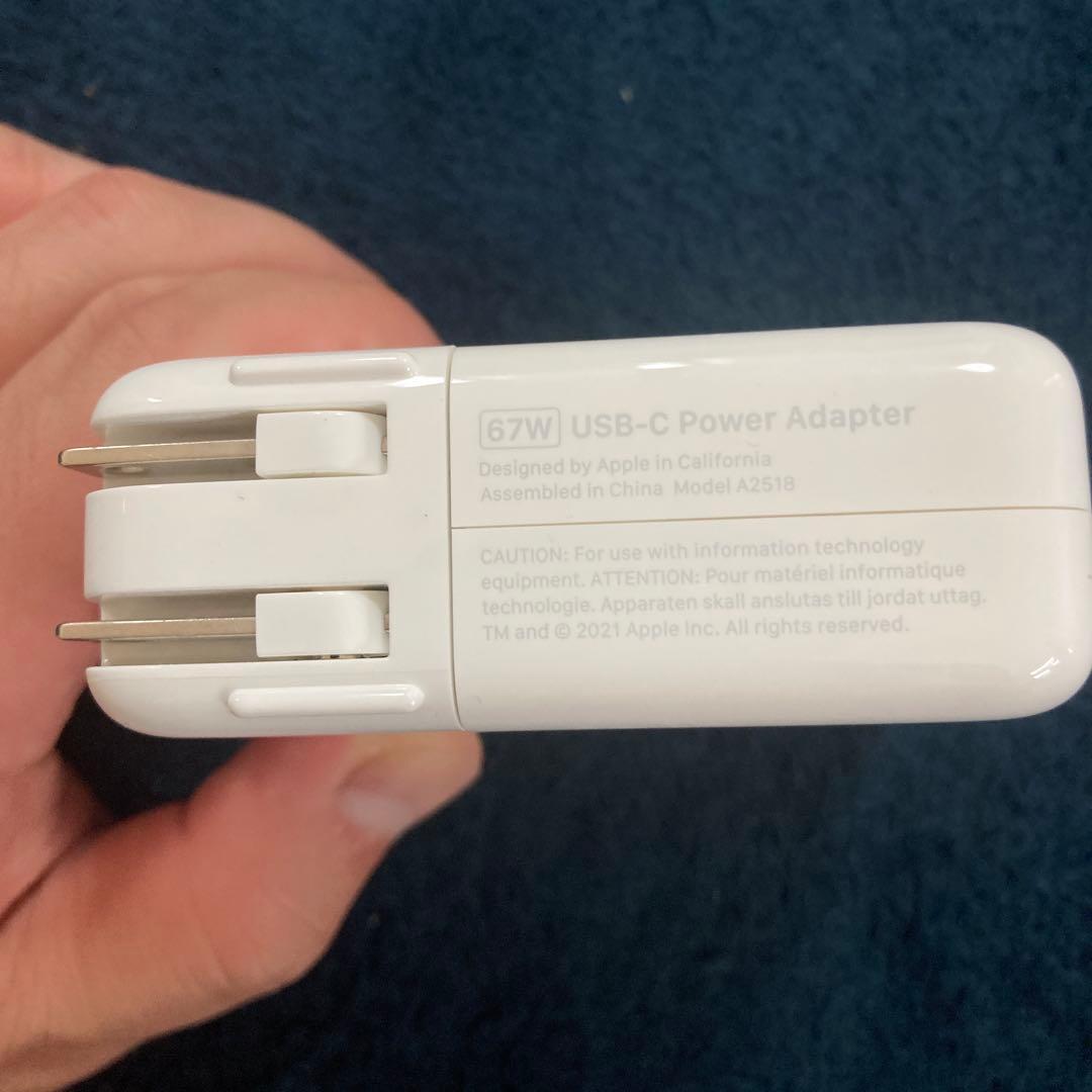 超美品　MacBook Pro 13インチM2 2022年モデル　8GB