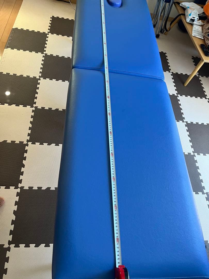 高田製作所　折りたたみ 治療用 ベッド 有孔　ブルー