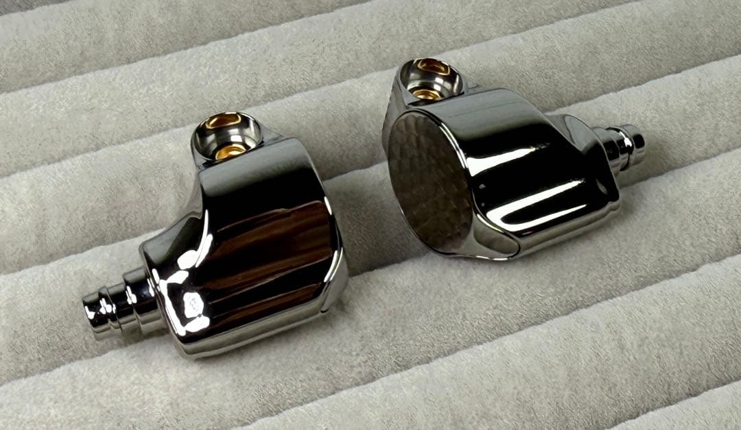 ★使用②回★SONY IER-Z1R ➕ MUC-M12SB2