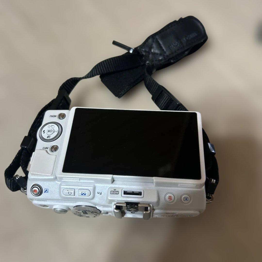 オリンパス　PEN E PL6 訳あり　ボディ