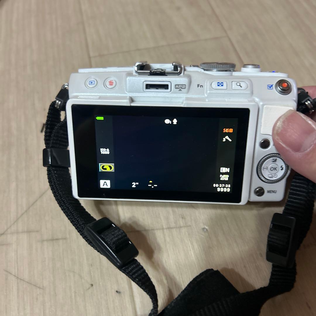 オリンパス　PEN E PL6 訳あり　ボディ