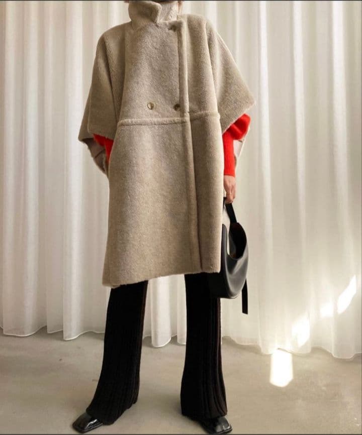 paripari様　AMERI　極美品　ベージュ　ポンチョコート　リバーシブル