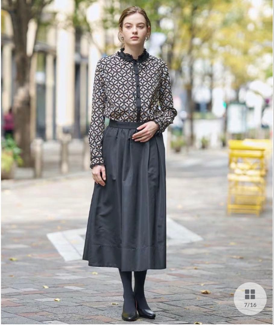 新品・未使用　モデル美香×ドレステリアコラボレーションブラウス