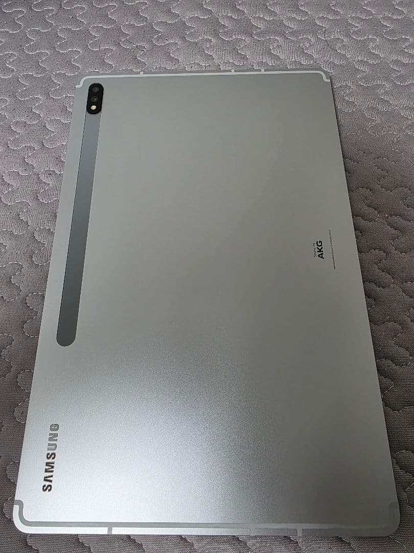 Galaxy Tab S7+ 本体と付属品（充電コード欠品）