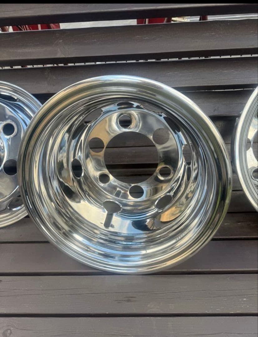 期間限定値下げ！07 23 フォワード　メッキホイールライナー