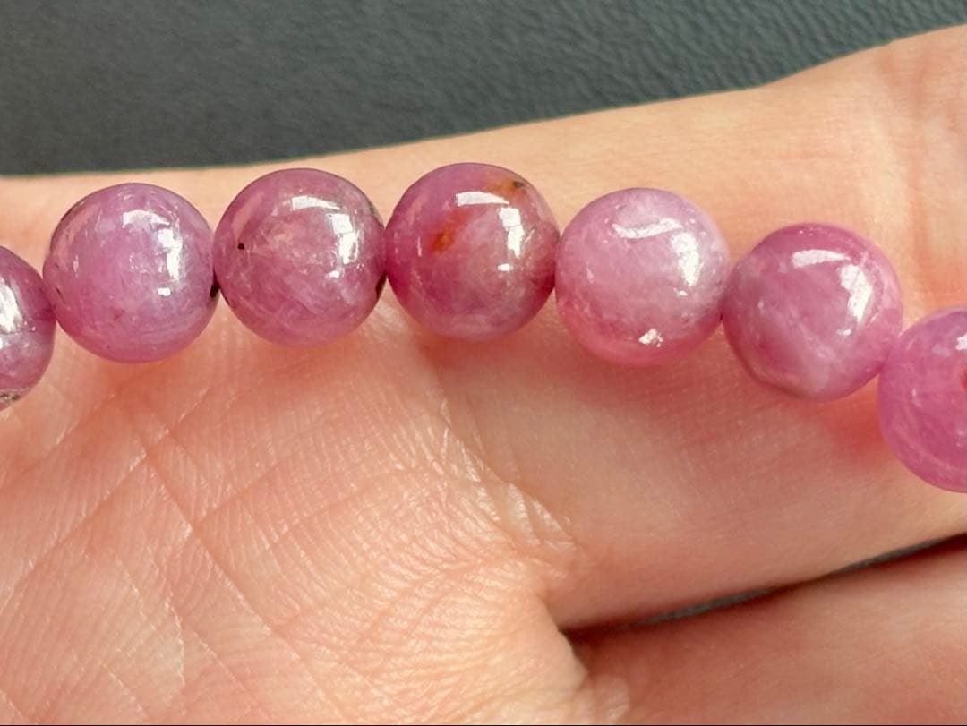 再販困難　最高品質　世界四大宝石　幻のグリーンランド産　マゼンタオールドルビー