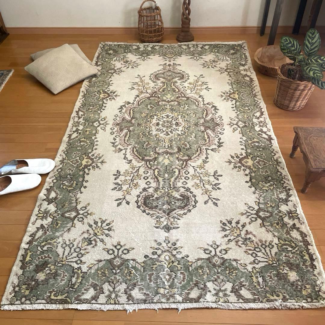 115×206 モスグリーン×クリーム　メダリオン　トルコヴィンテージラグ