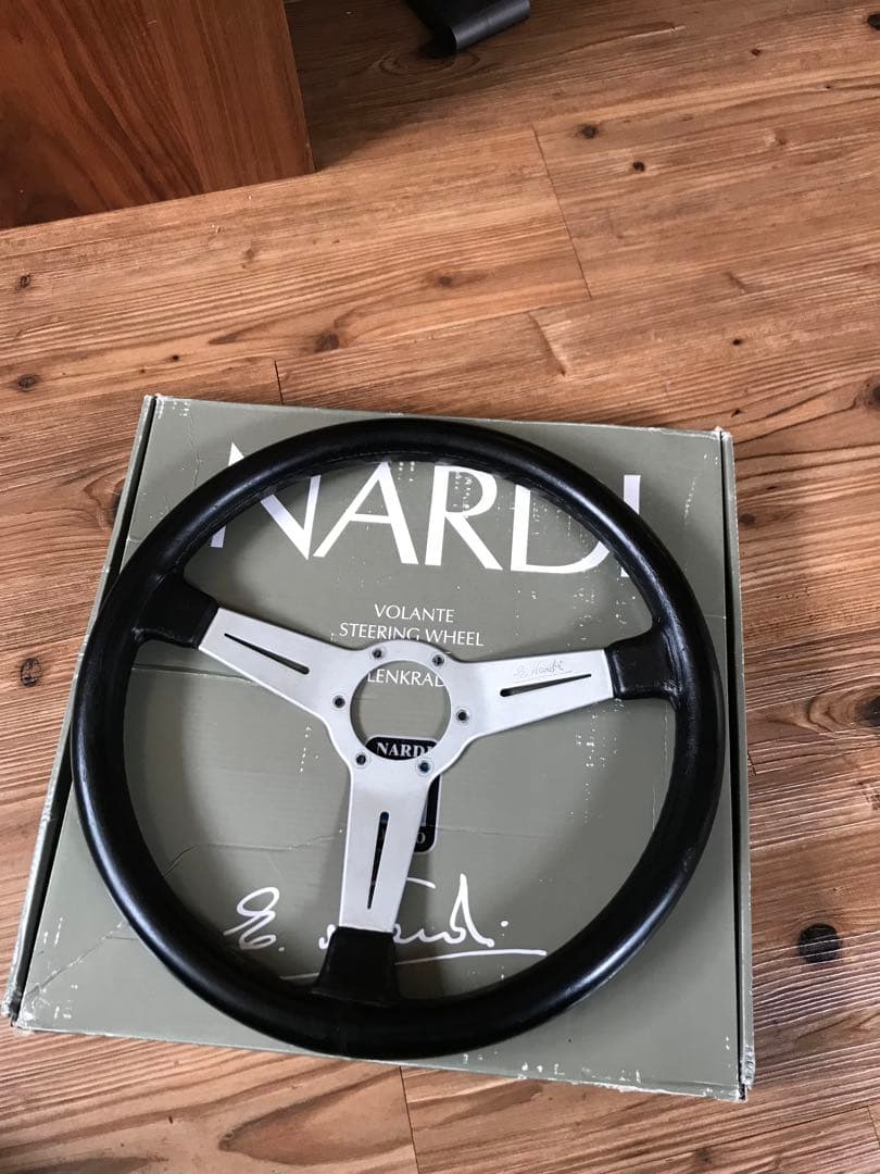 NARDI ナルディ ステアリングホイール 36.5
