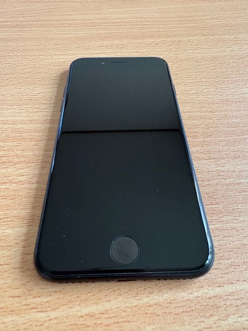 iPhone SE3 64GB ブラック