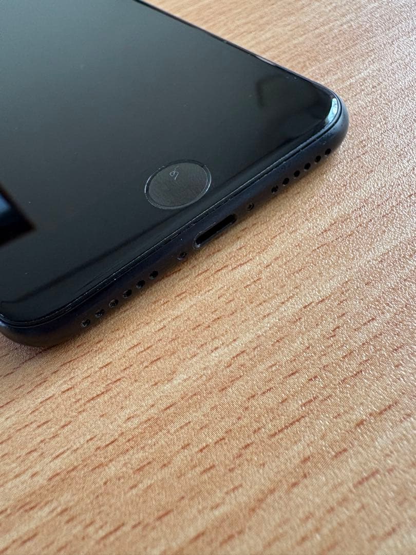 iPhone SE3 64GB ブラック