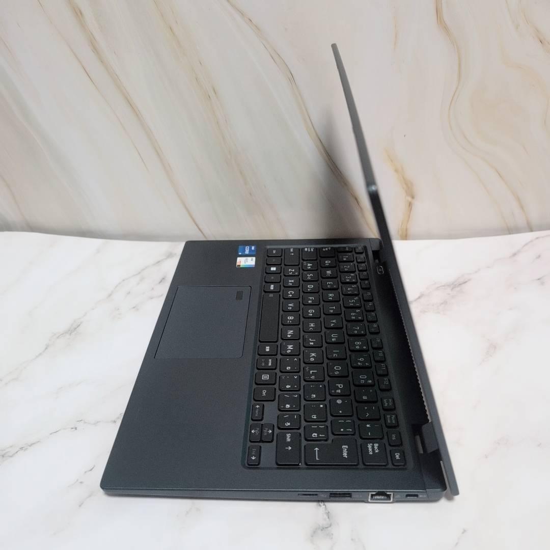 超軽量 11世代i5 16GB 256GB 爆速 Dynabook バッテリー◎