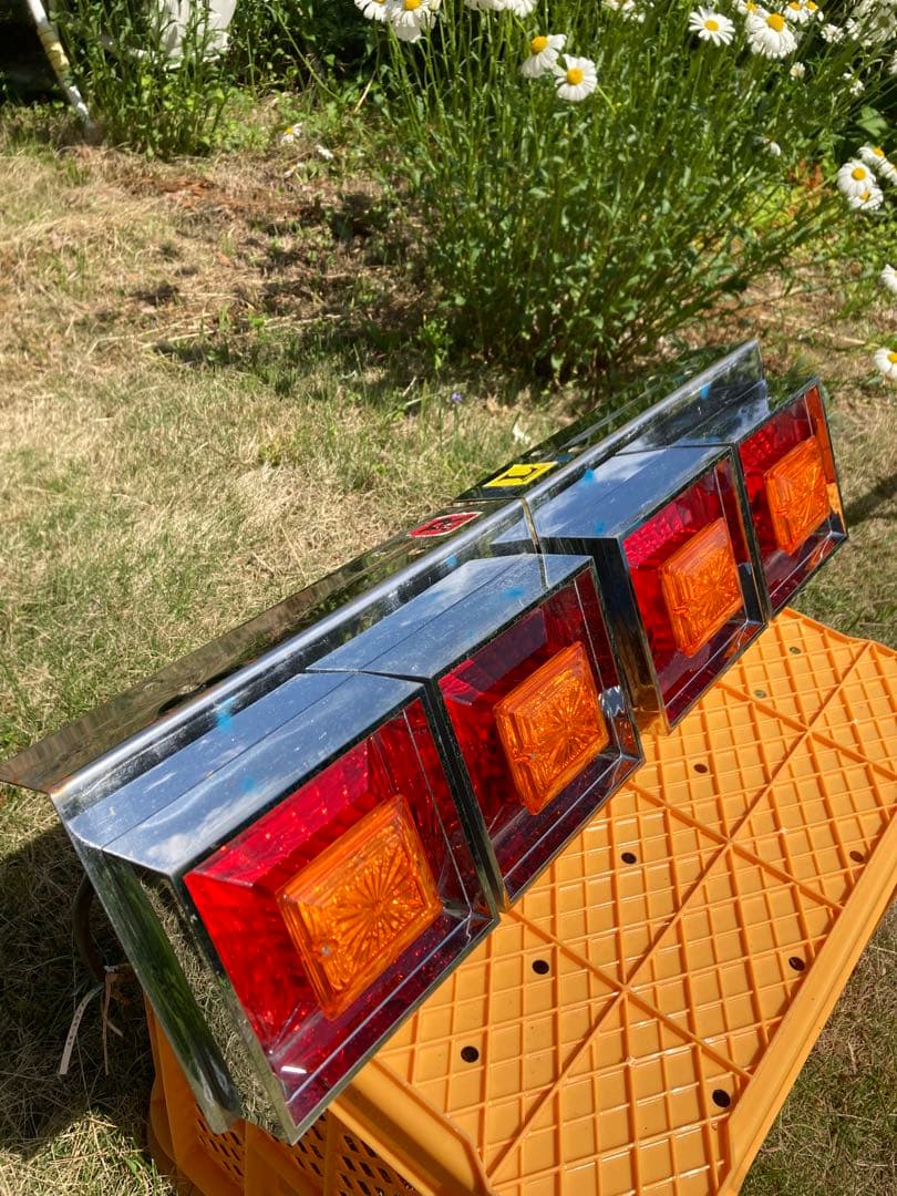 トラック　テールランプ　ジェット　デコトラ　小型　かずくん