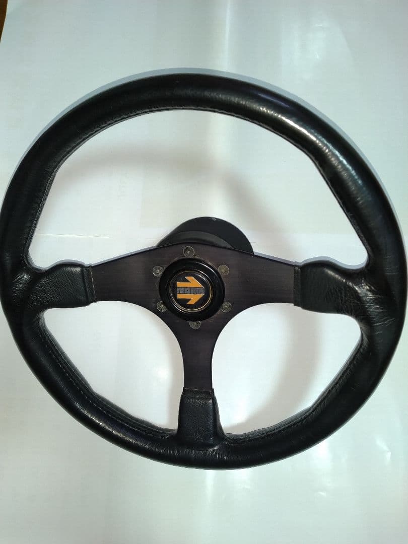 【限定セール　☆希少☆】momoステアリング