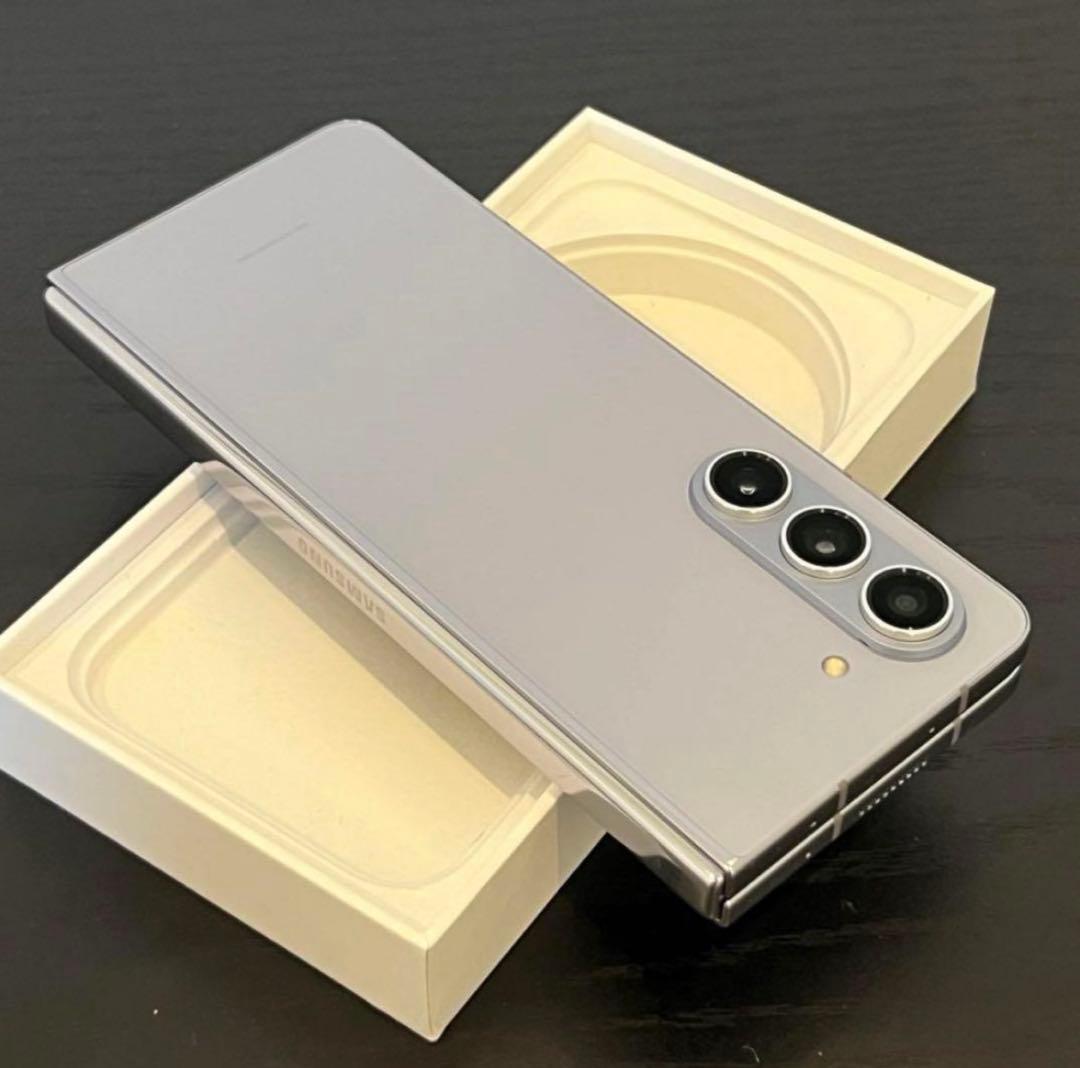 超美品　アンドロイド　ギャラクシー Z Fold 5｜256gb｜SIMフリー版