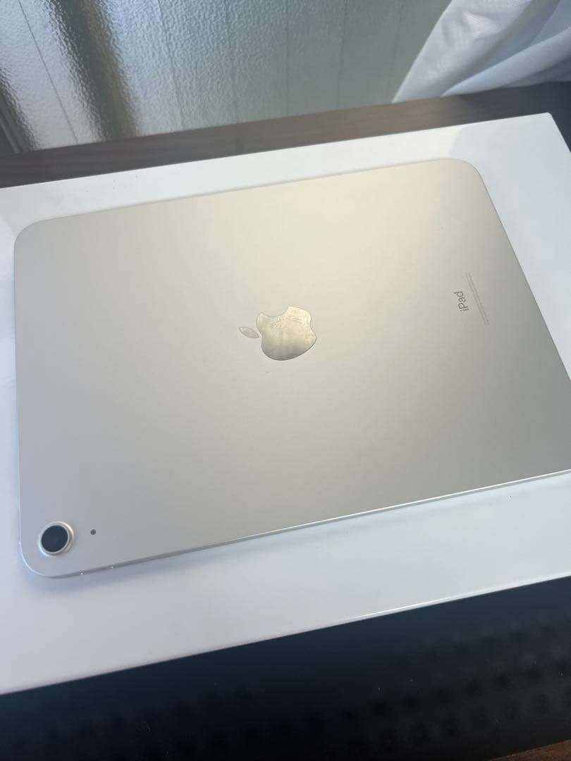 ‼️本日のみセール‼️【ほぼ未使用】iPad 第10世代 64GB シルバー