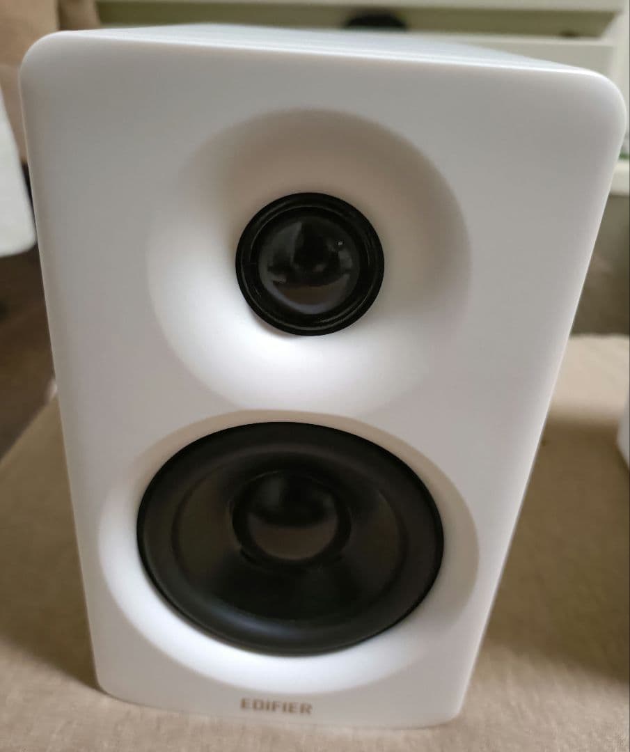 スピーカー・ウーファー EDIFIER M60
