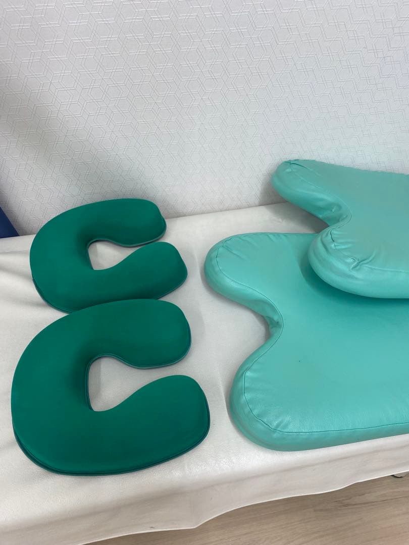 高田ベッド ジェルフェイス　フェイス枕 TB-77-63　胸マット