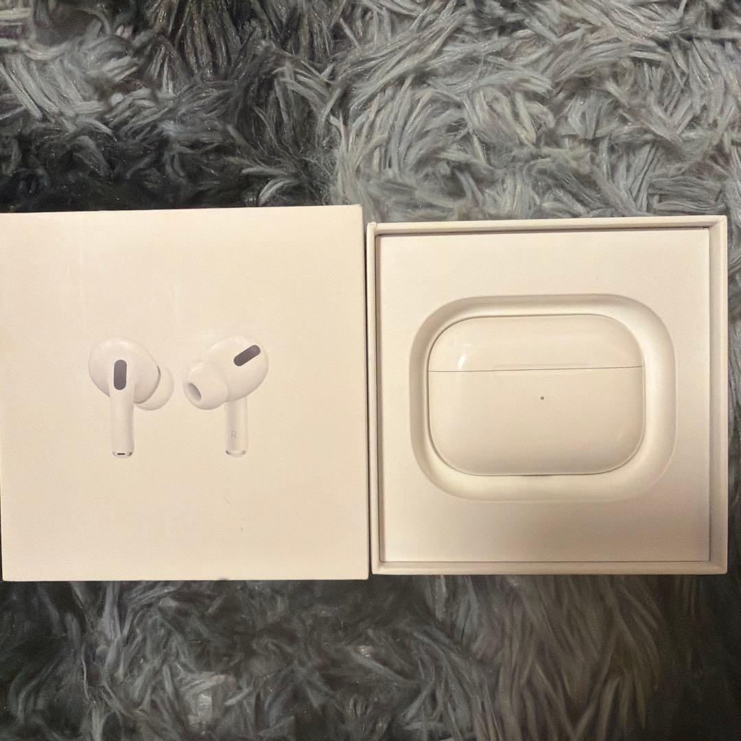 Apple AirPods Pro 第1世代　ワイヤレス充電ケース付き