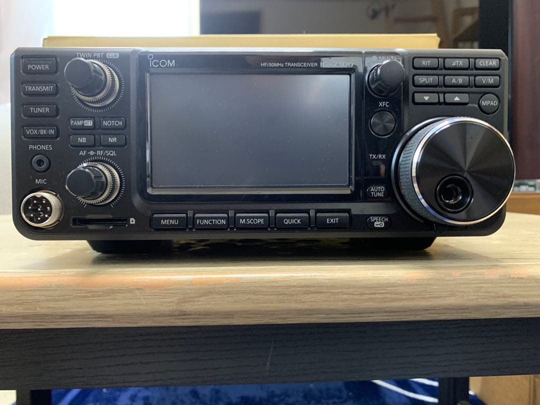 Icom アイコム IC-7300 HF/50MHzトランシーバー