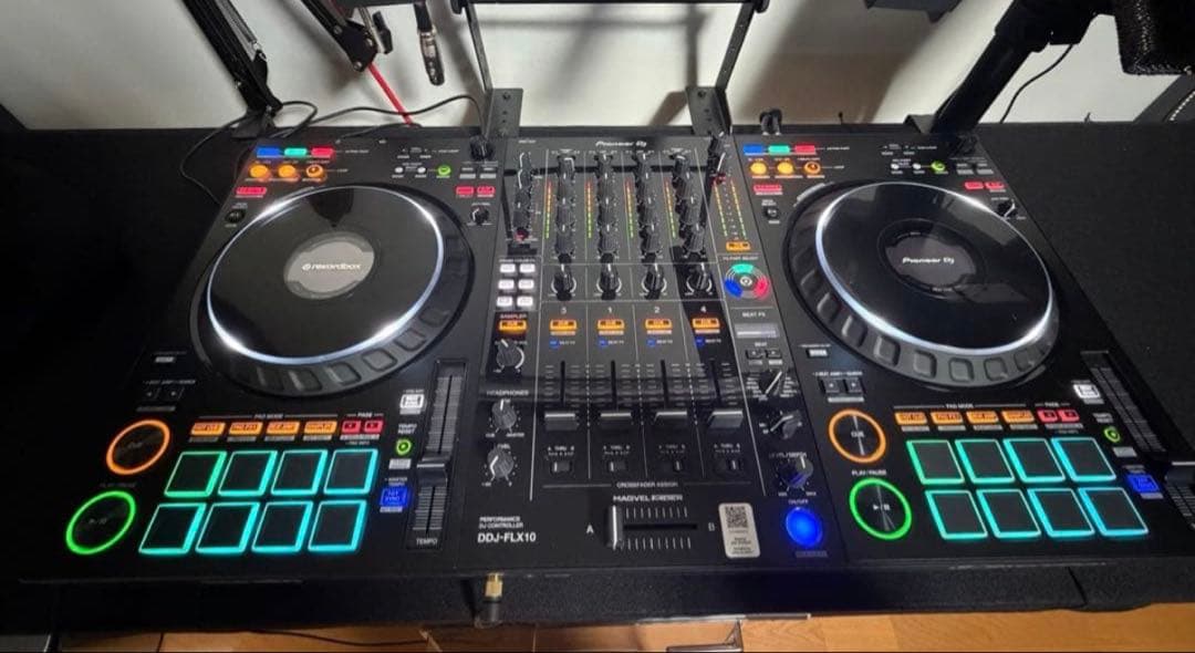 DDJ-FLX10　使用時間5時間程度