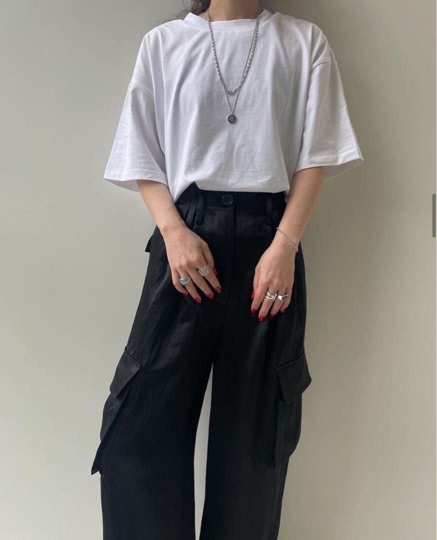 IIROT サテンパンツ