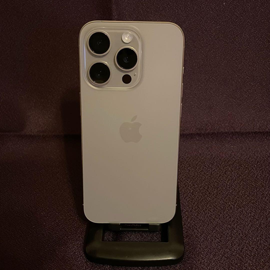 iPhone 15 Pro 512GB ナチュラルチタニウム　海外版　難あり