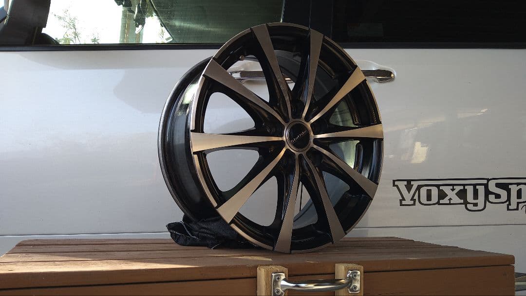 トヨタ純正ホイール　80系ヴォクシー/ノア16インチ 2本組（4本セット）