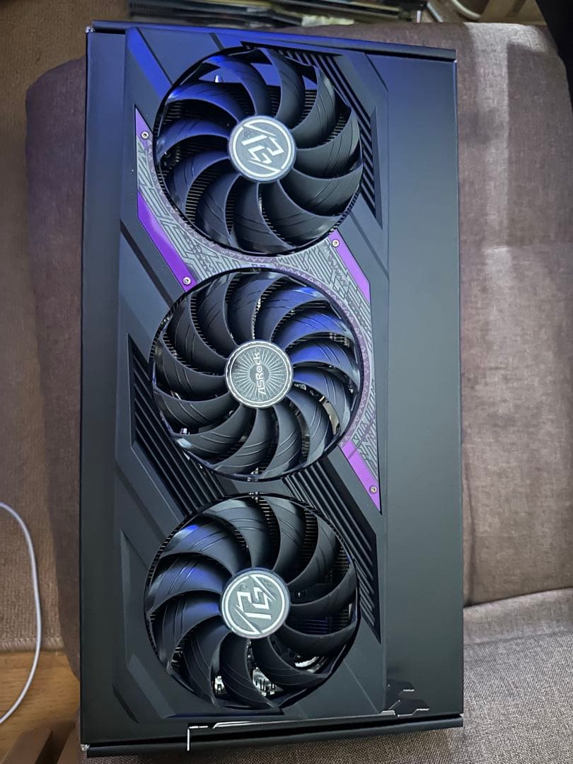 グラフィックボード・グラボ・ビデオカード Asrock AMD RADEON RX7800XT