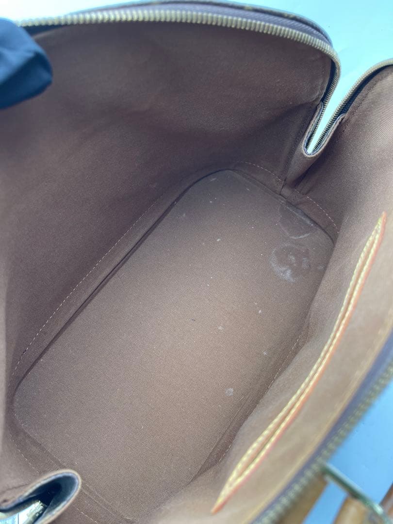 Louis Vuitton モノグラム ハンドバッグ アルマ 鍵付き