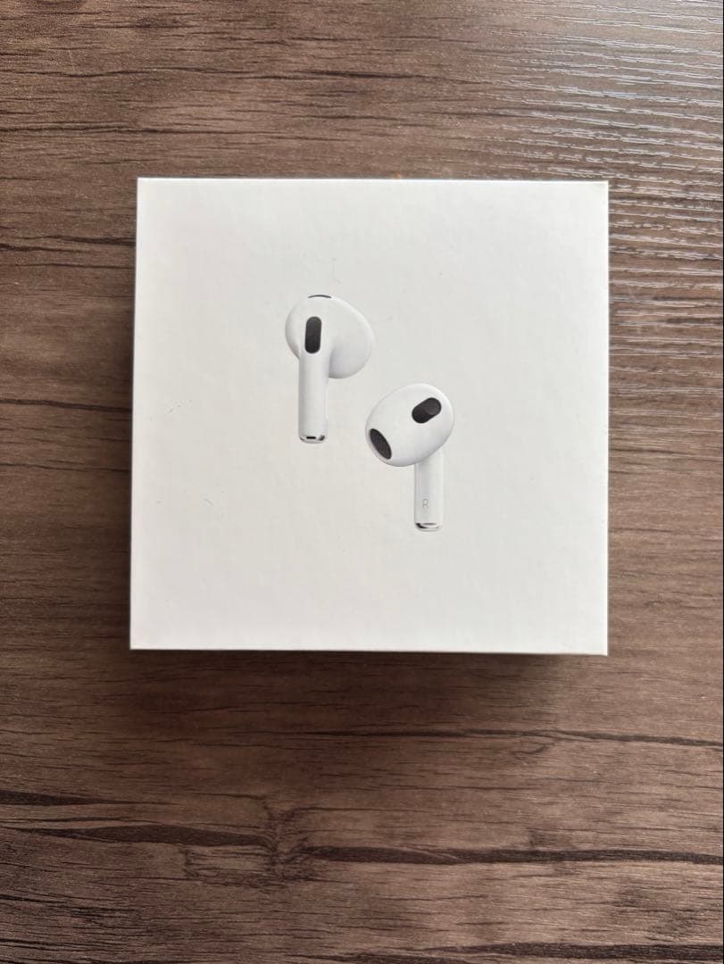 イヤホン AirPods3