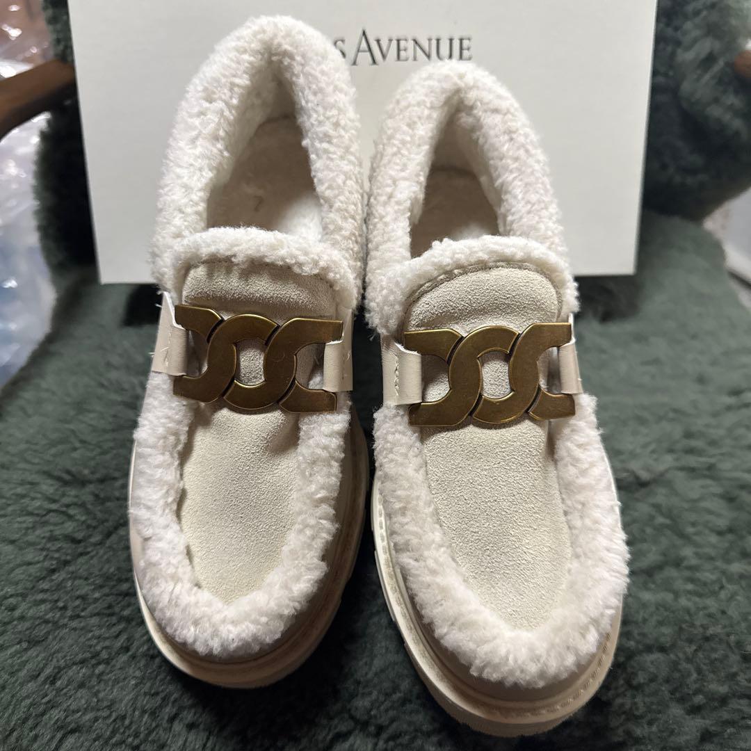 極美品ヒルズアヴェニュー ボア厚底 ローファータンクソール ストーミ アイボリー