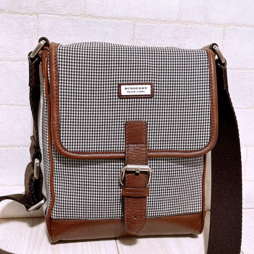 『美品』Burberry Black Label(バーバリー)ショルダーバッグ