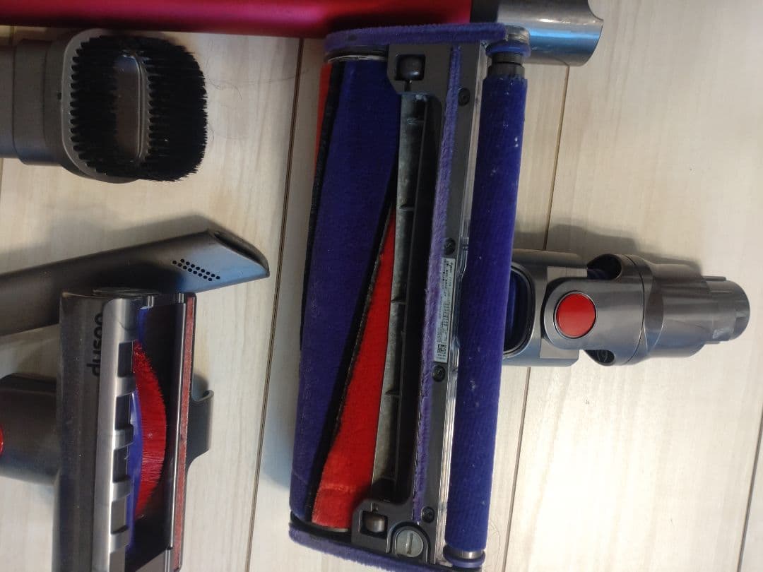 ダイソン　SV12.-V10 掃除機